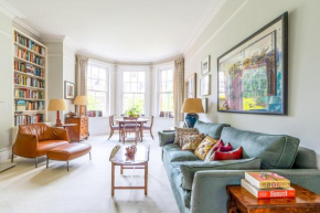 Beautiful and spacious Kensington flat